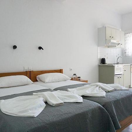 Aphrodite Studios & Apartment Bali  Buitenkant foto
