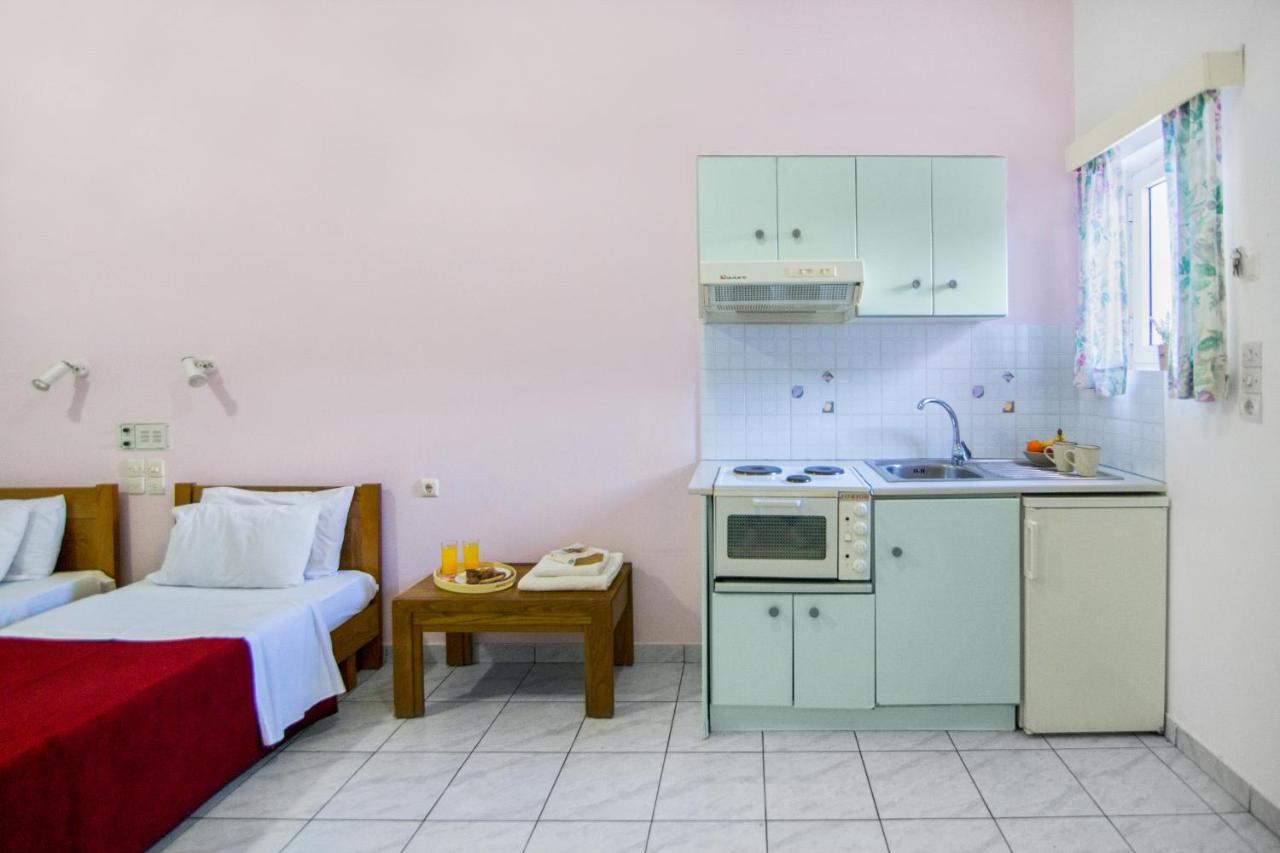 Aphrodite Studios & Apartment Bali  Buitenkant foto